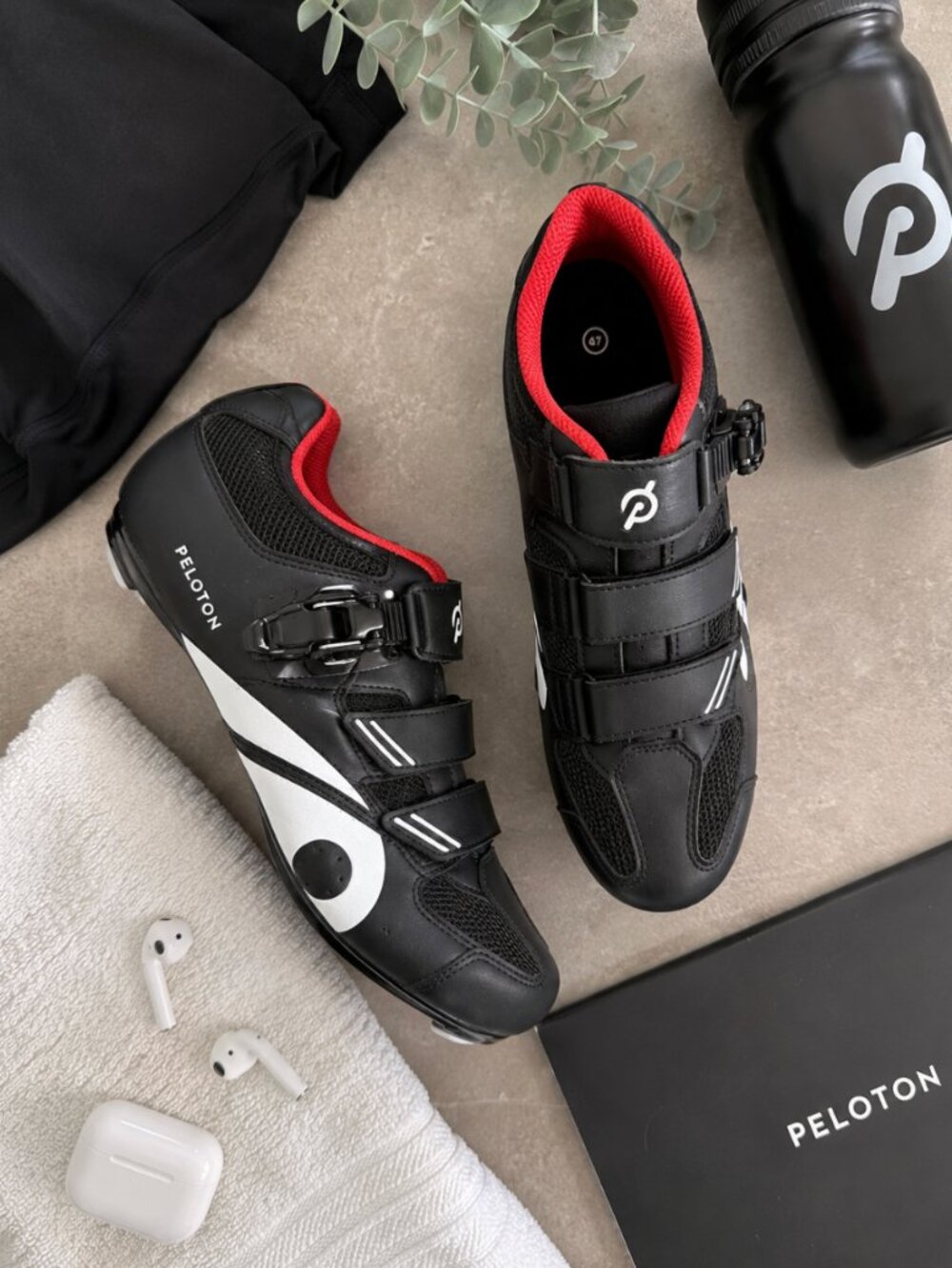 Peloton Cycling Shoes – Black/Red – Size 47 EU / Men’s 13 US